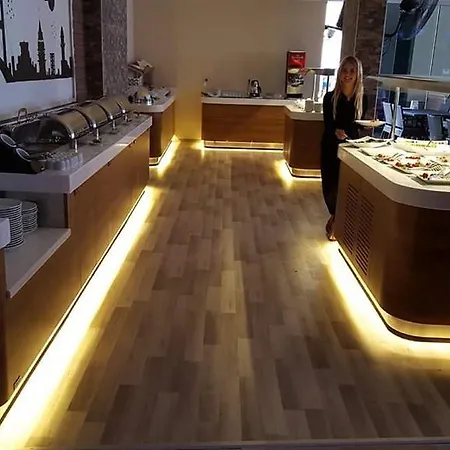 Comet De Luxe