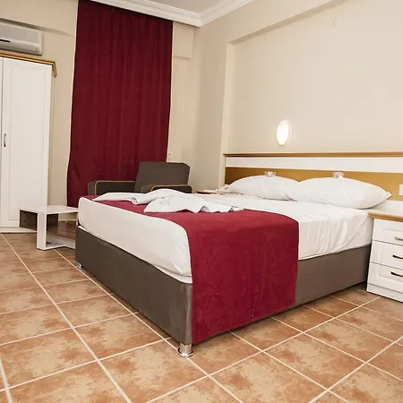 Comet De Luxe Marmaris