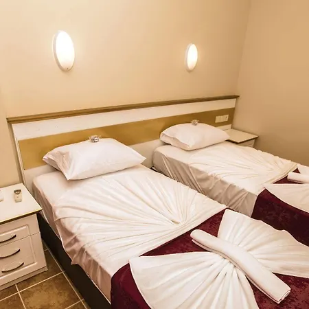 Comet De Luxe Marmaris